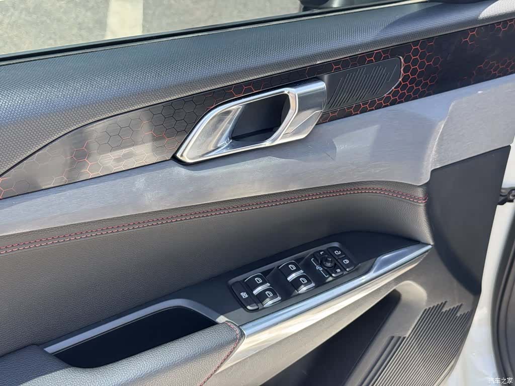 Lynk & Co 01, 2019 2