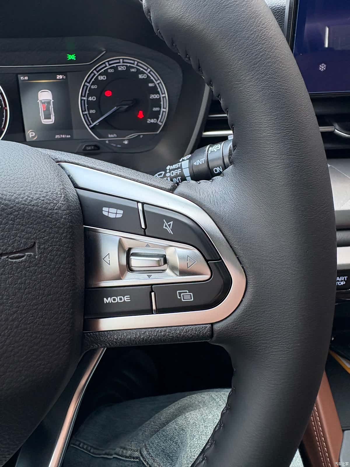 Geely X6, 2022 18