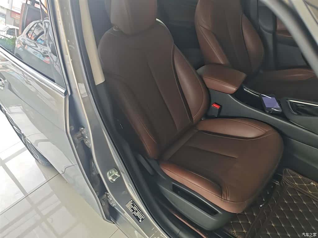 Buick GL6, 2018 25