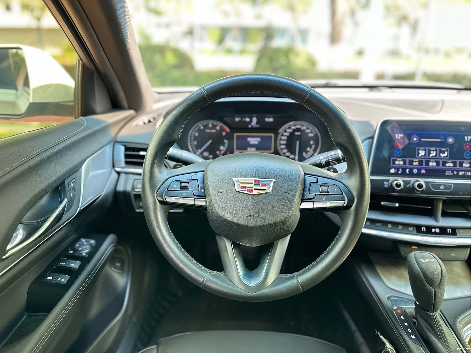 Cadillac CT4, 2023 10