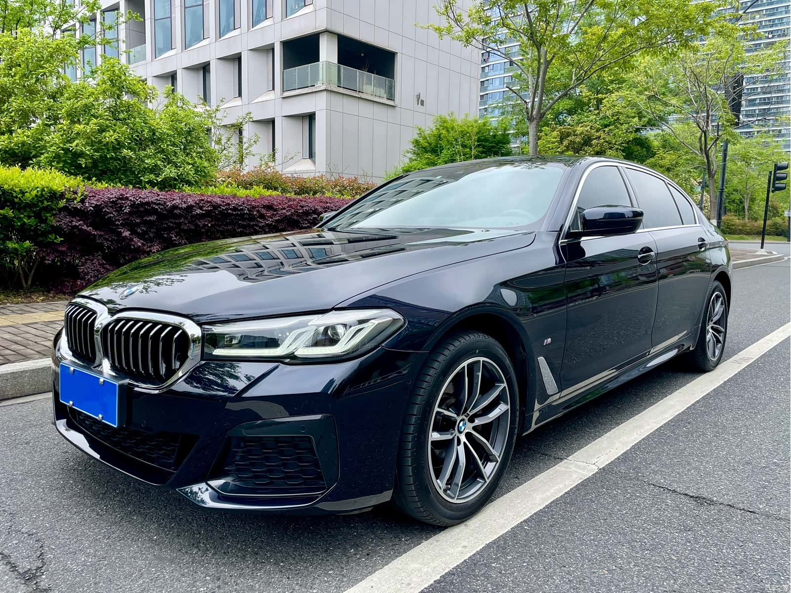 BMW 5 Series, 2023 1