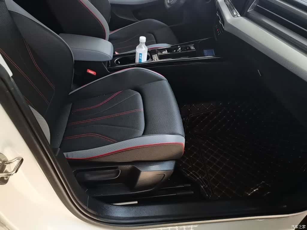Volkswagen Lamando, 2024 25