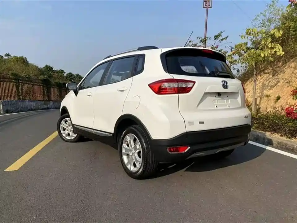 Changan CS15