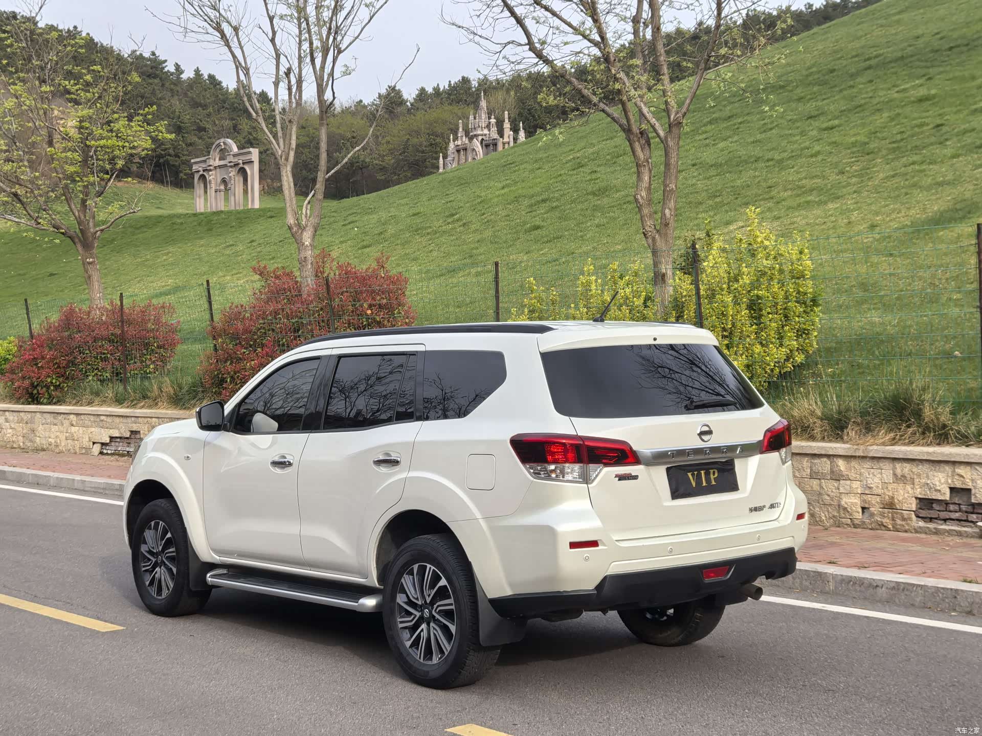 Nissan Terra, 2023 4
