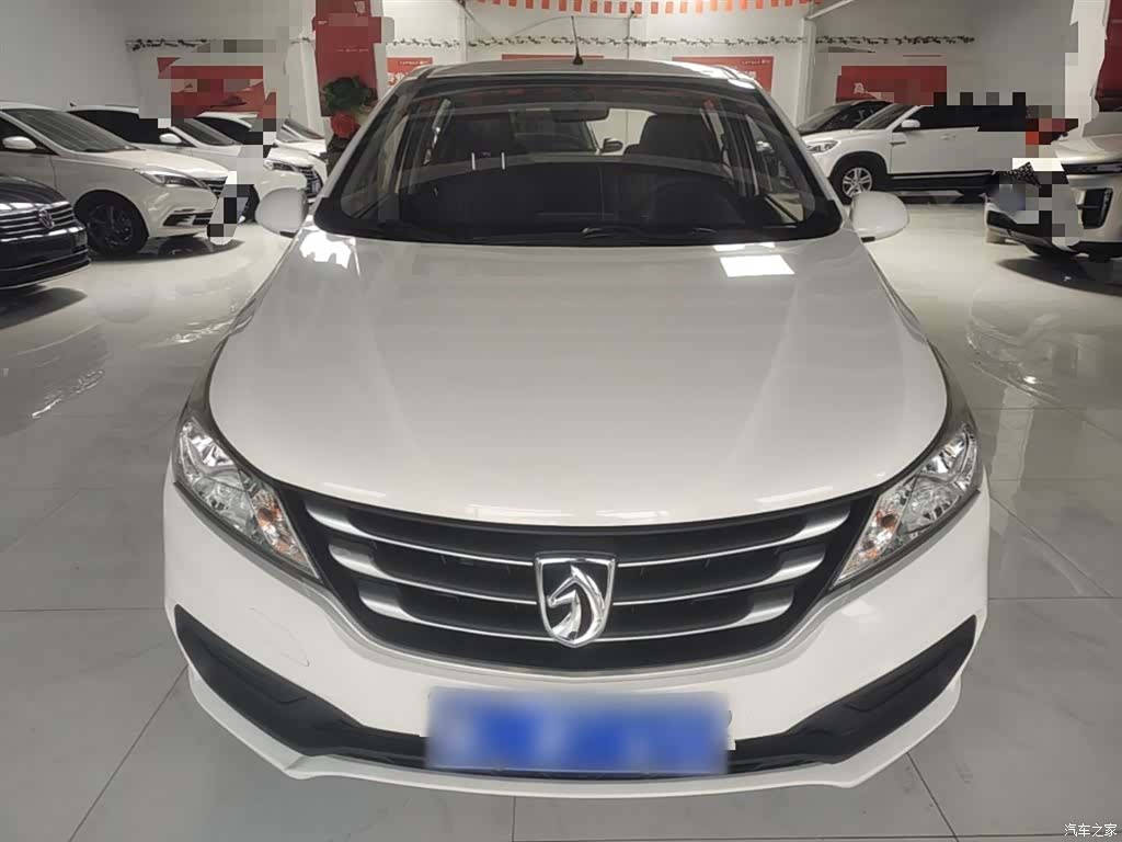 Wuling 310, 2018 3