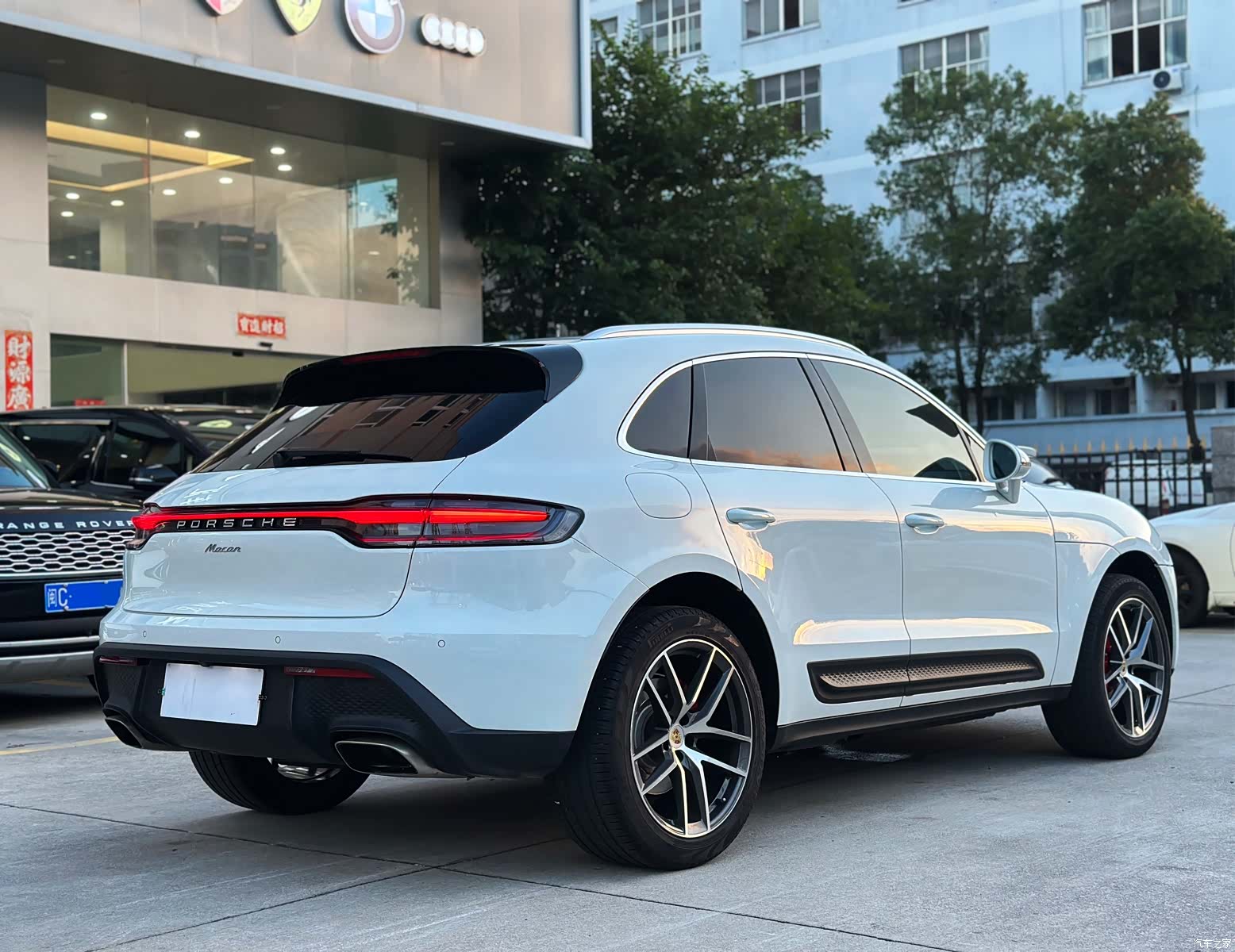 Porsche Macan, 2023 6