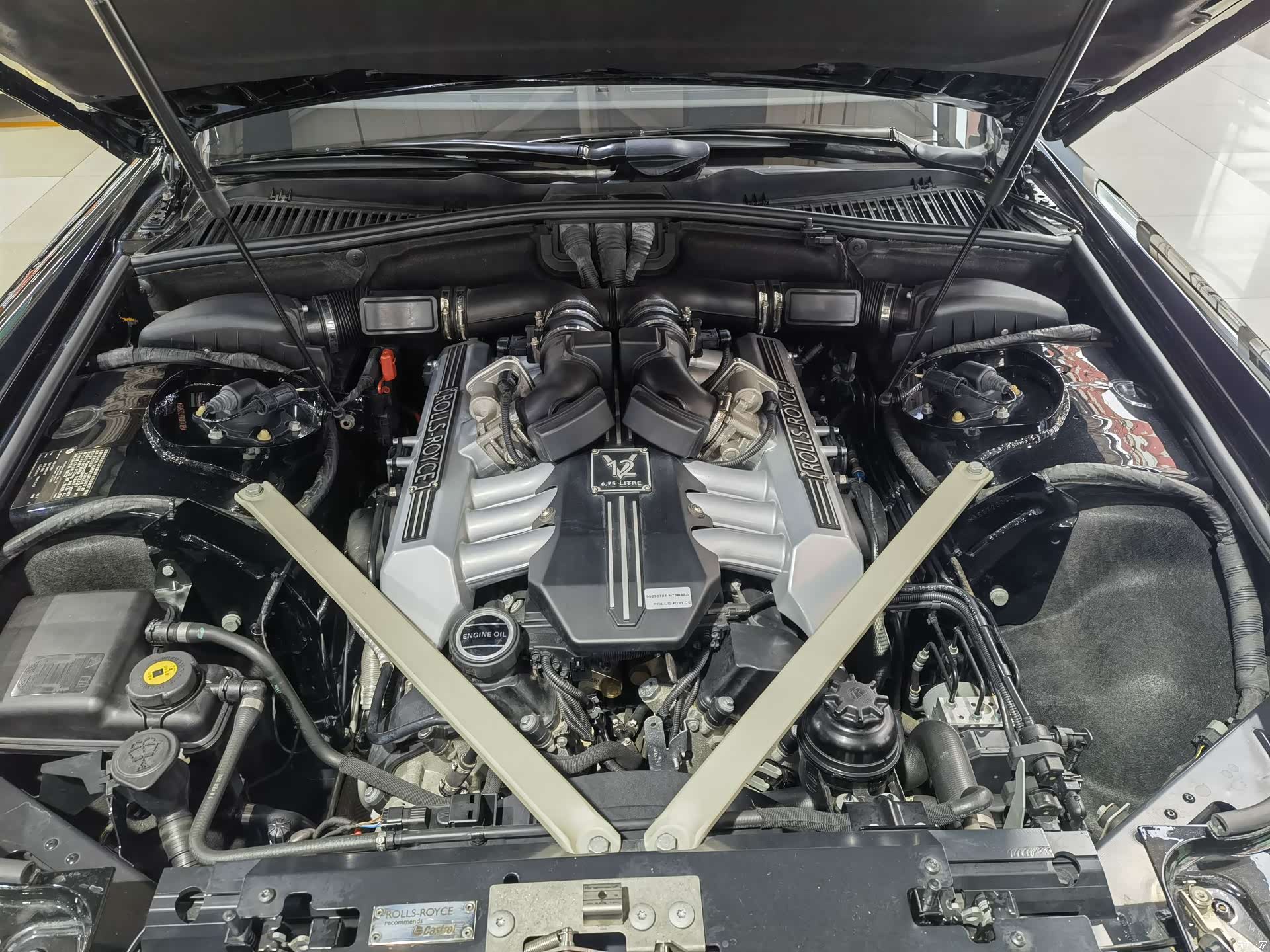 Rolls-Royce Phantom, 2016 21
