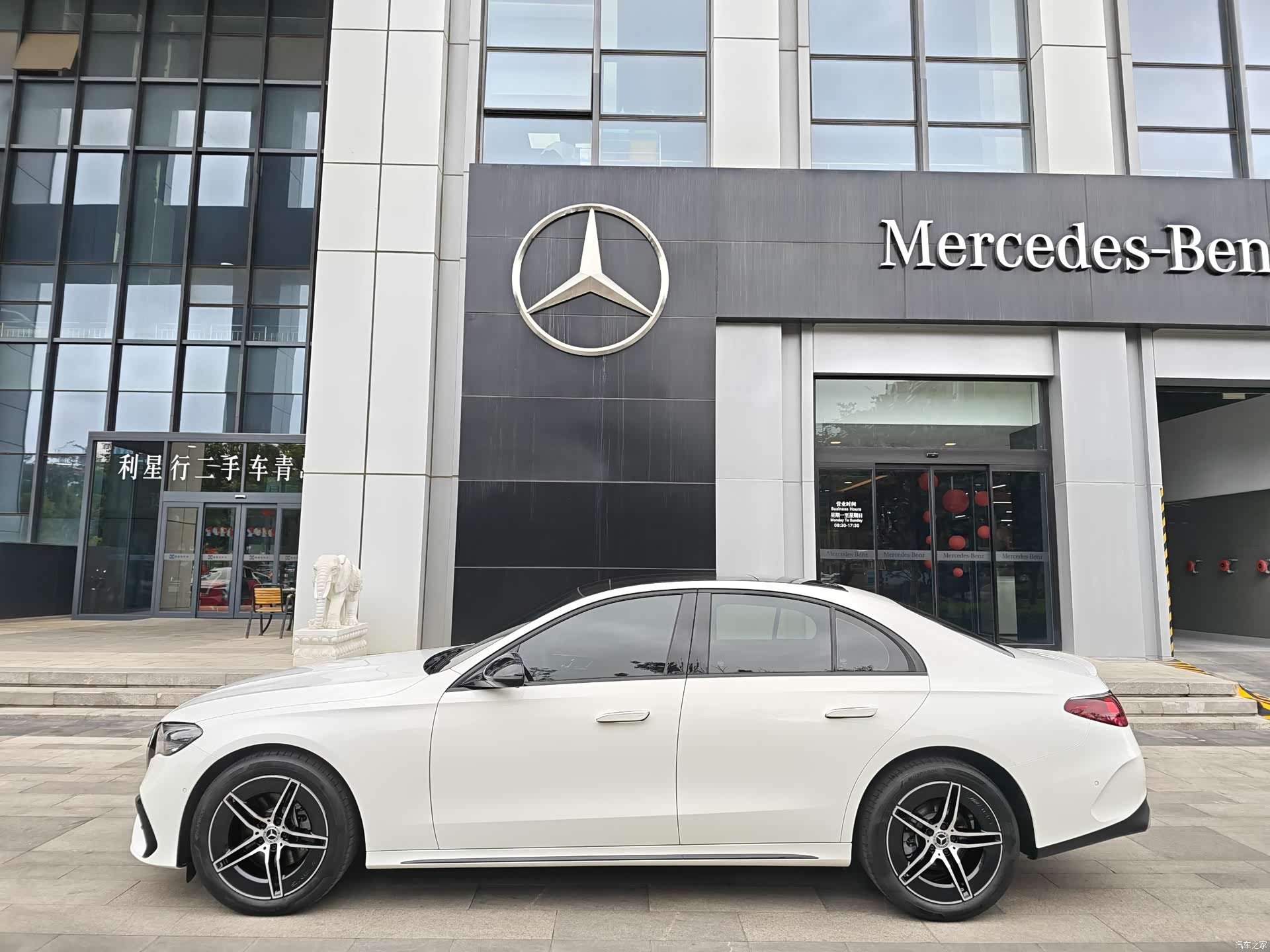 Mercedes-Benz E-Class, 2025 все фото