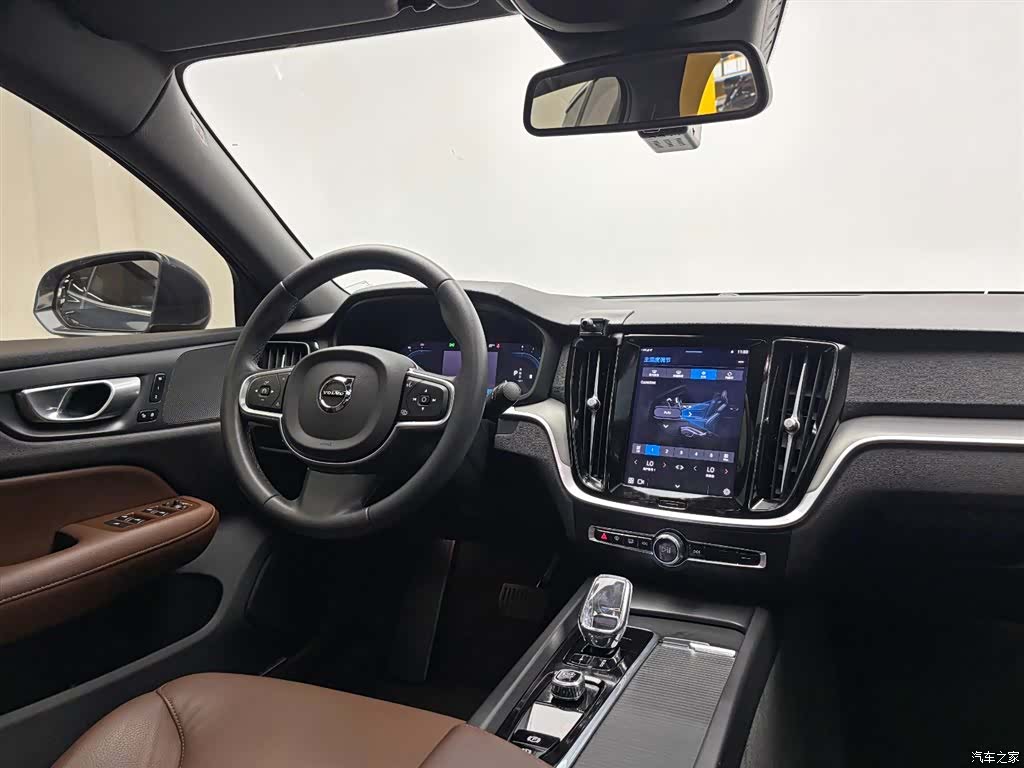 Volvo S60, 2023 22
