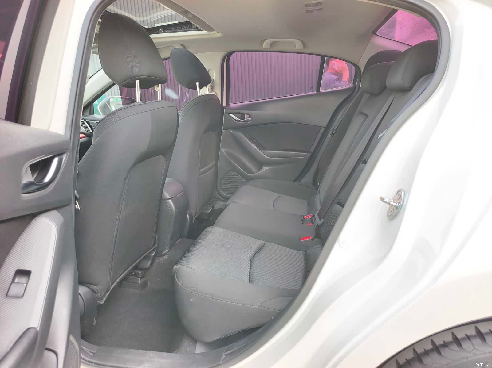 Mazda Mazda3, 2016 11