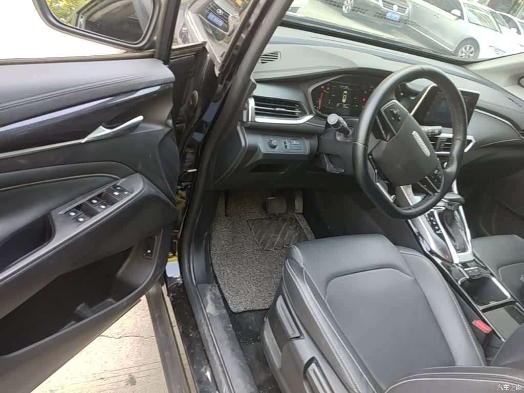 Maxus G50, 2022 16