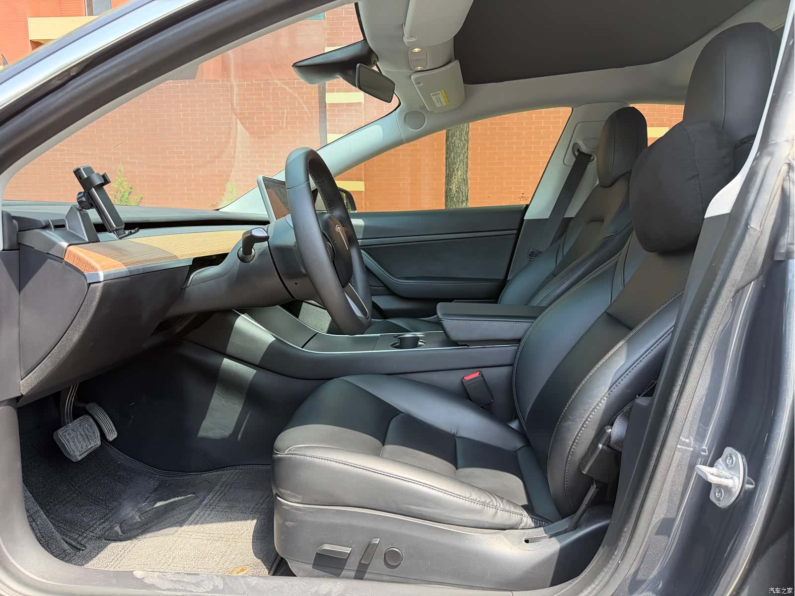 Tesla Model 3, 2020 6