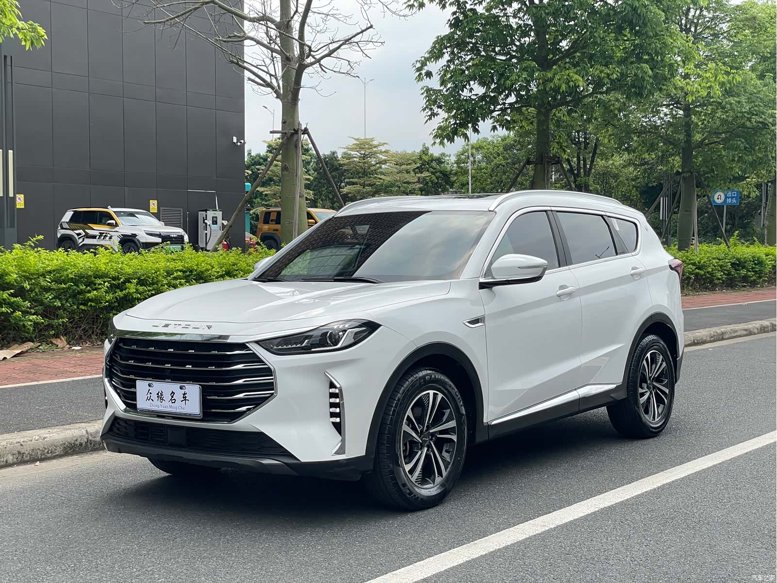 Jetour X70, 2022 1