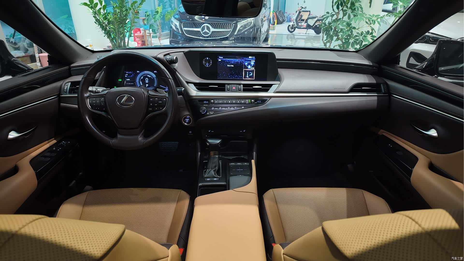 Lexus ES, 2020 14