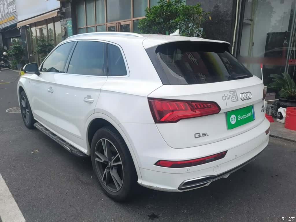 Audi Q5L, 2019 все фото