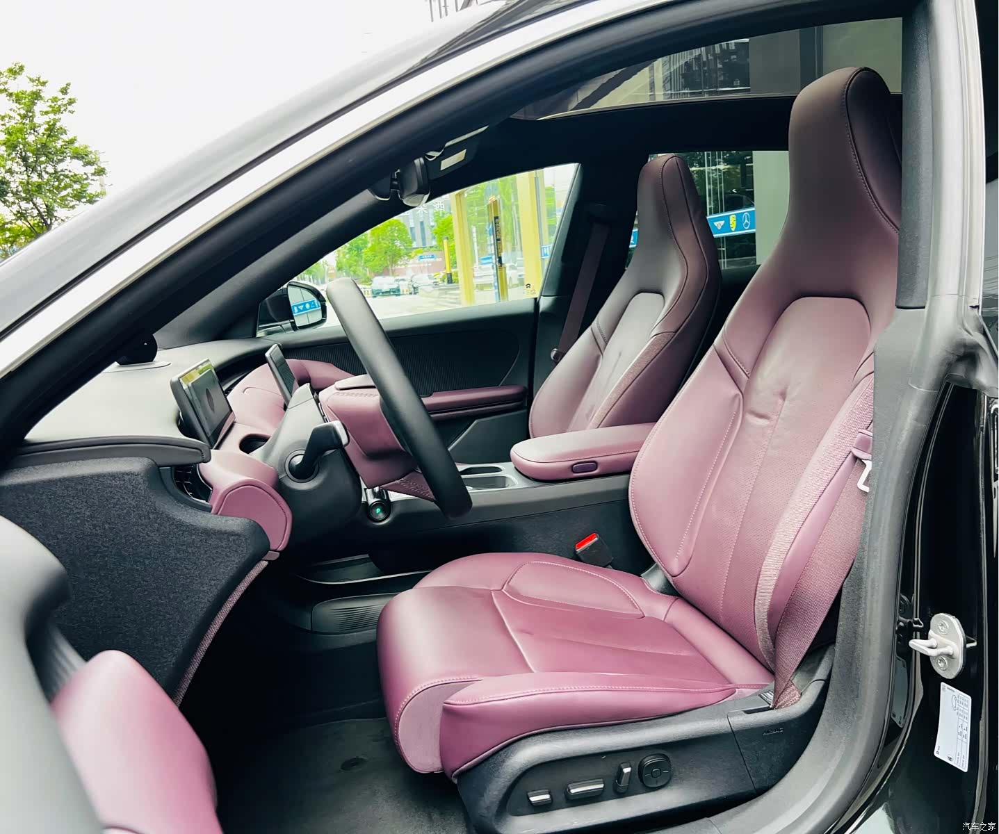 NIO ET5, 2024 10