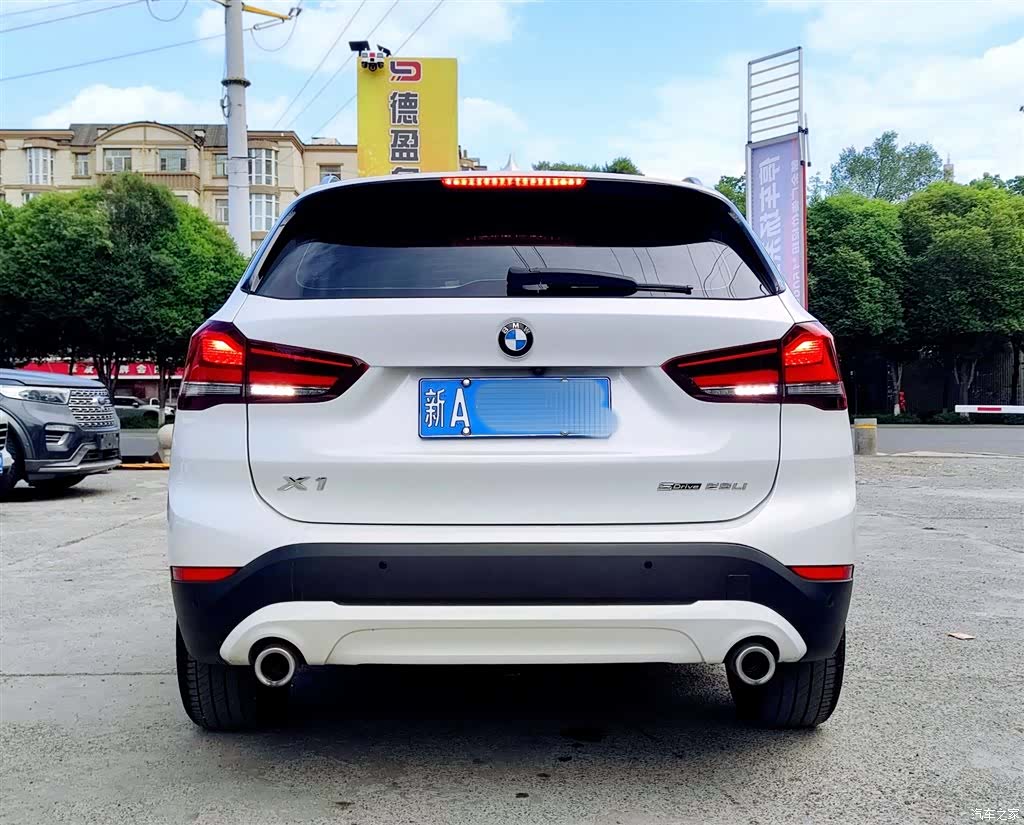 BMW X1, 2023 все фото