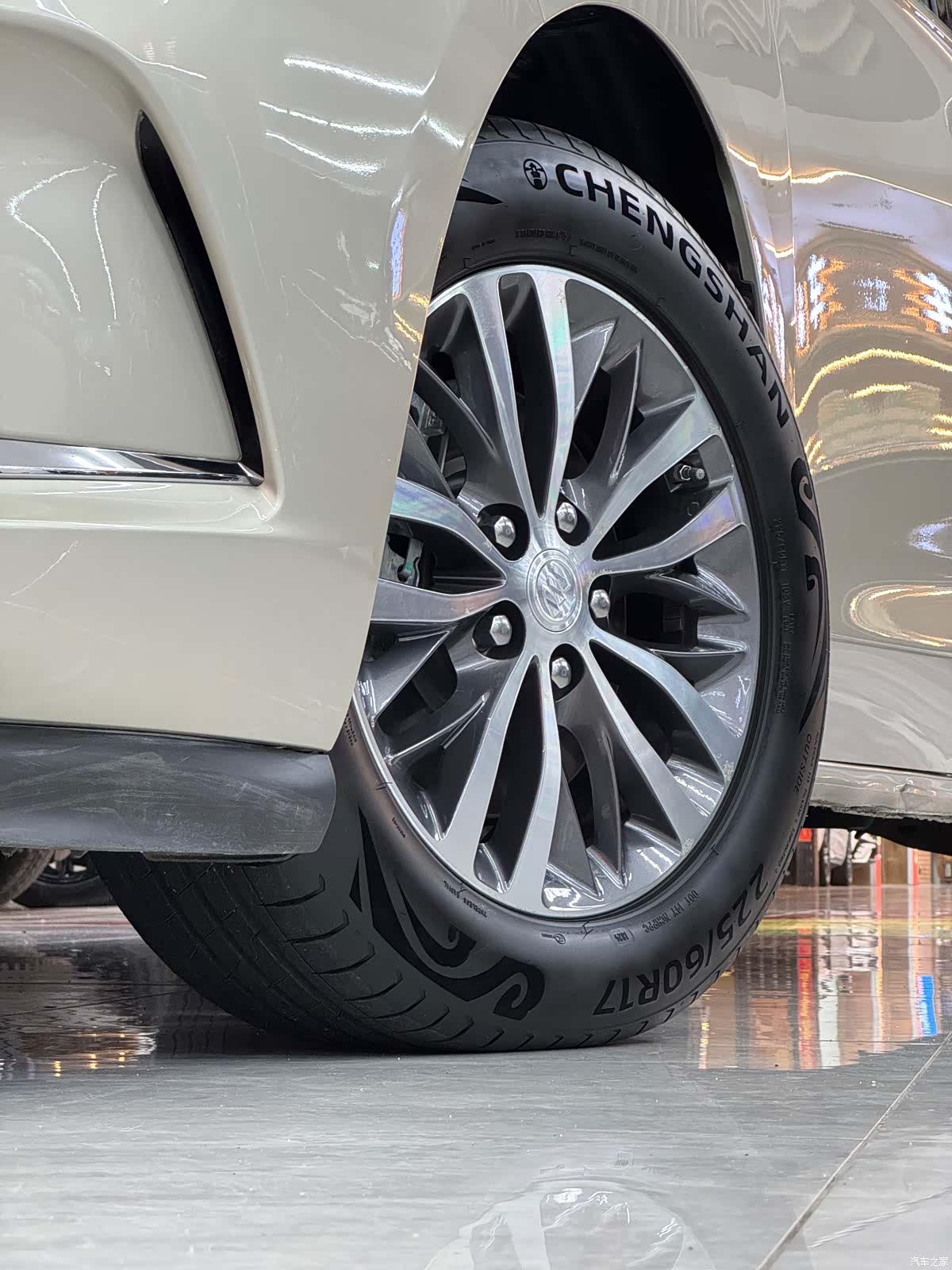 Buick GL8, 2022 24