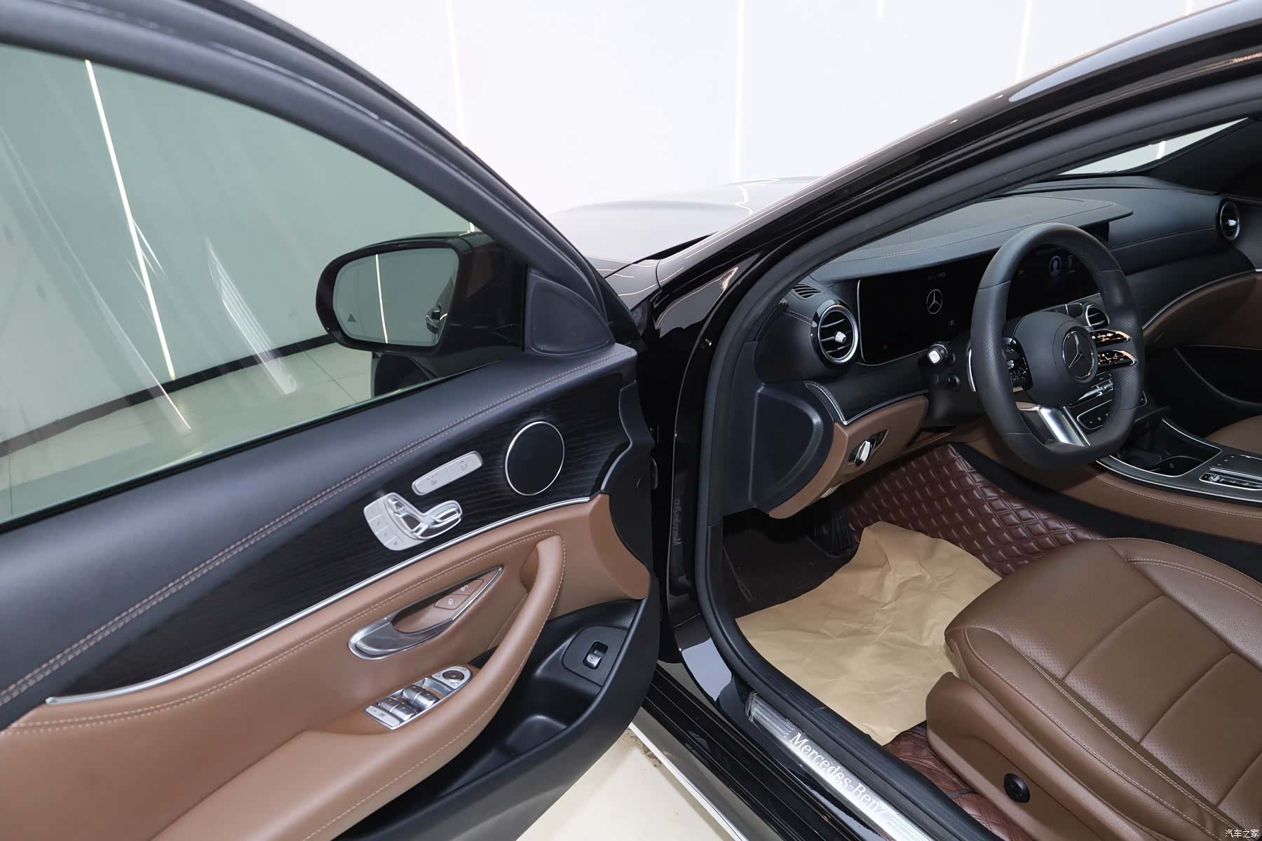 Mercedes-Benz E-Class, 2021 20