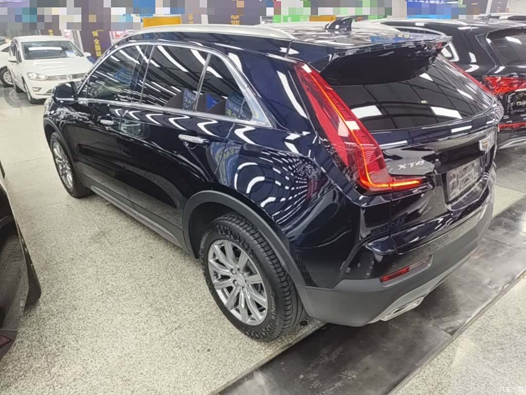 Cadillac XT4, 2021 все фото