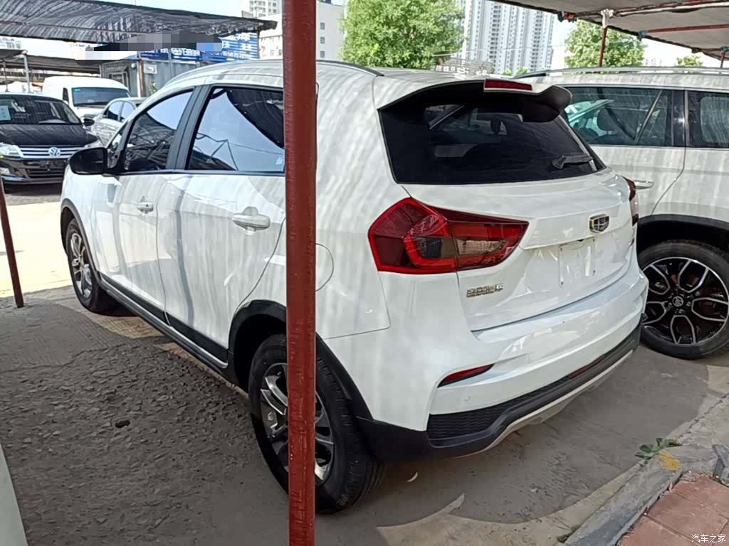 Geely X3, 2020 все фото