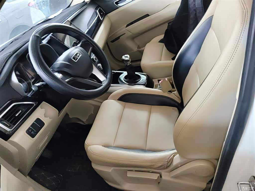 Zotye X5, 2017 15