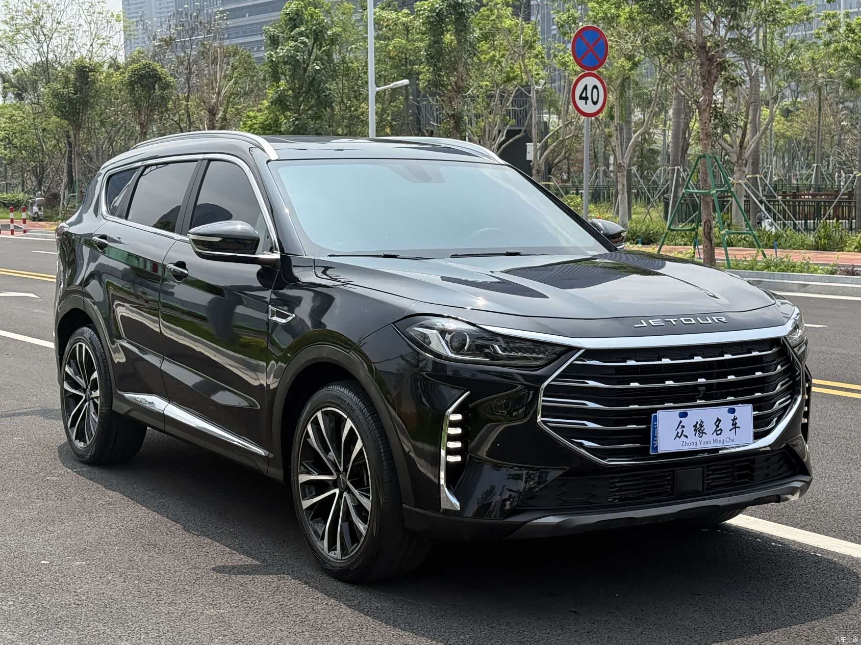 Jetour X70, 2021 3