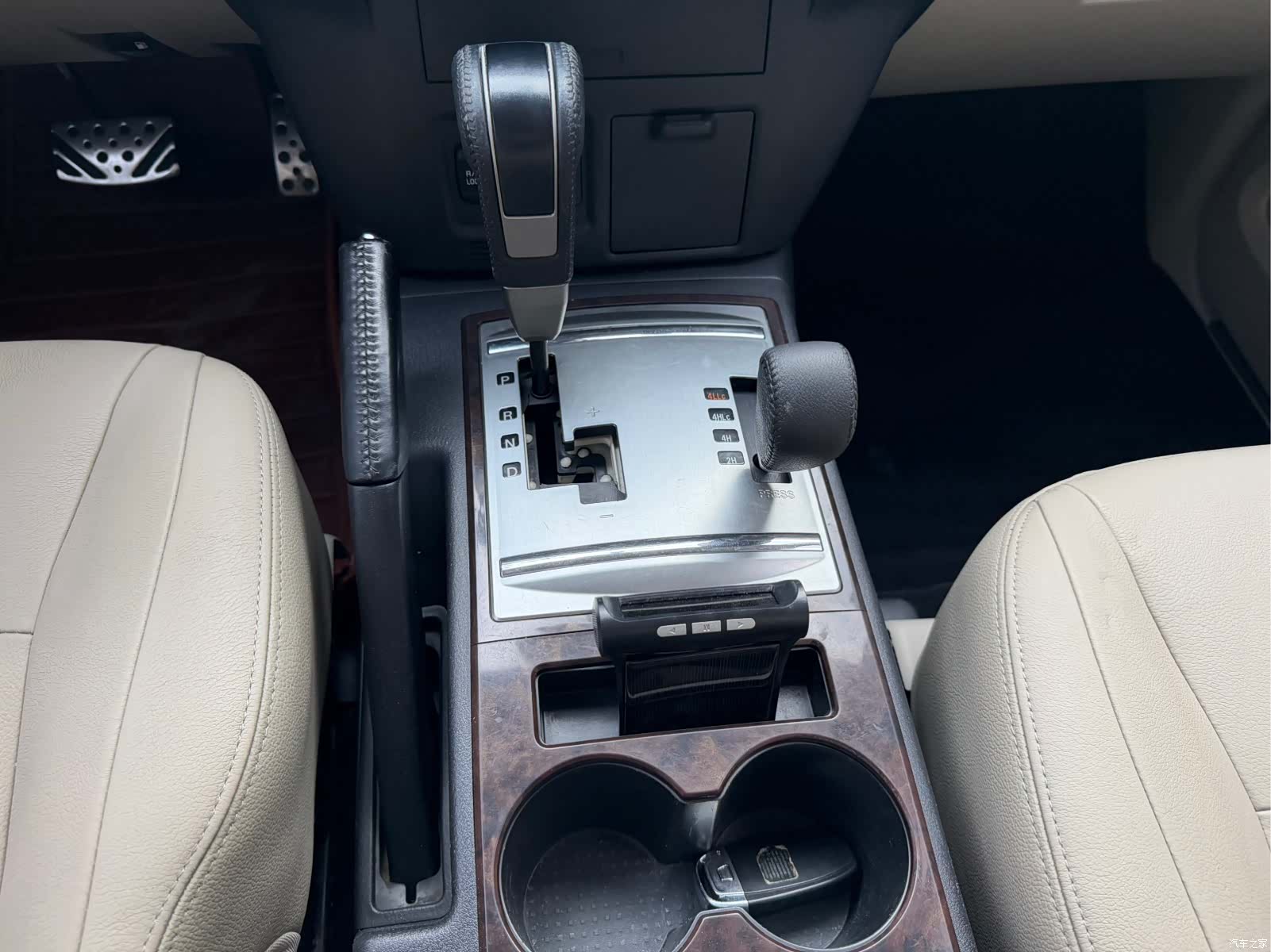 Mitsubishi Pajero, 2018 8