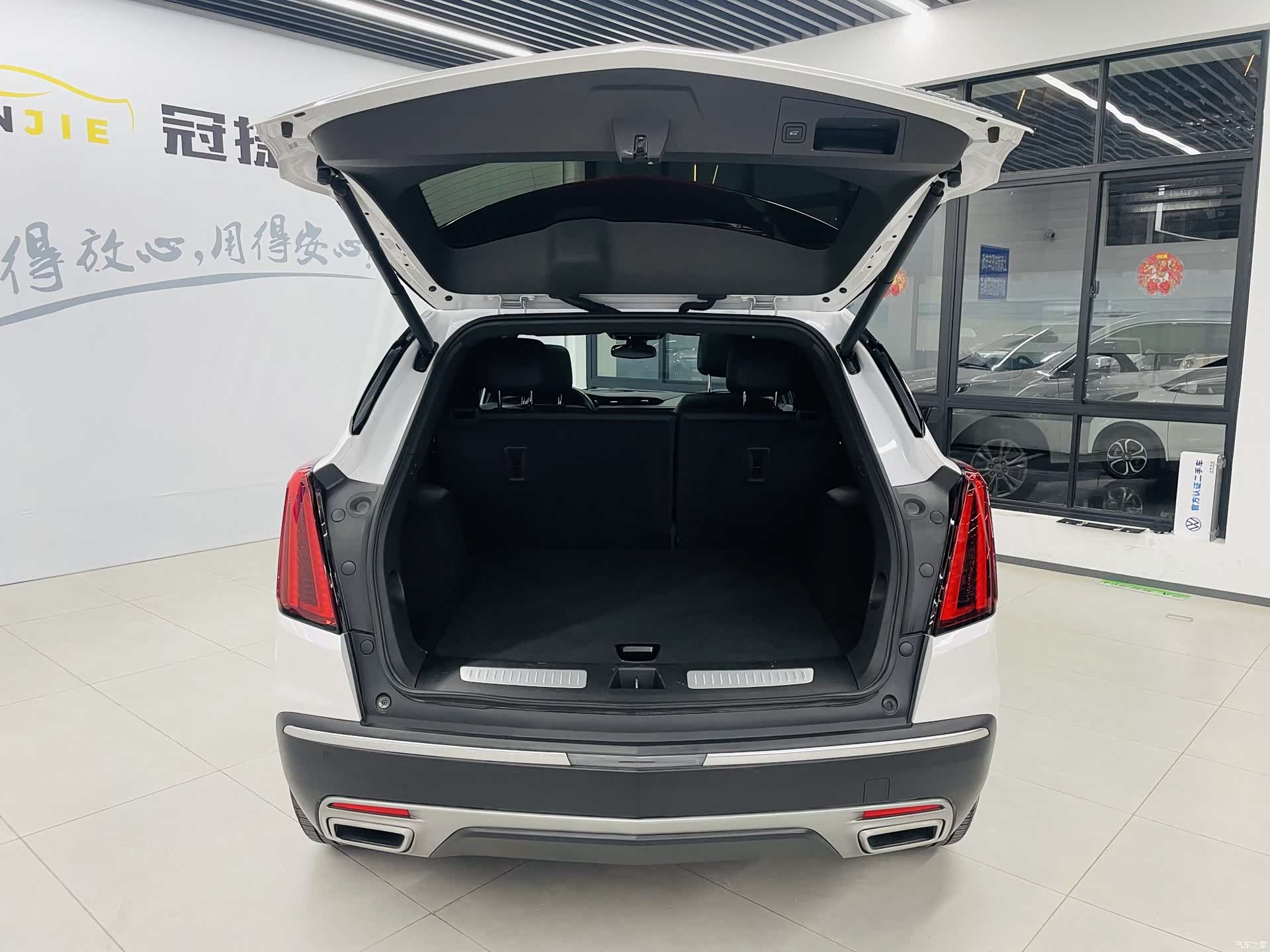 Cadillac XT5, 2024 14