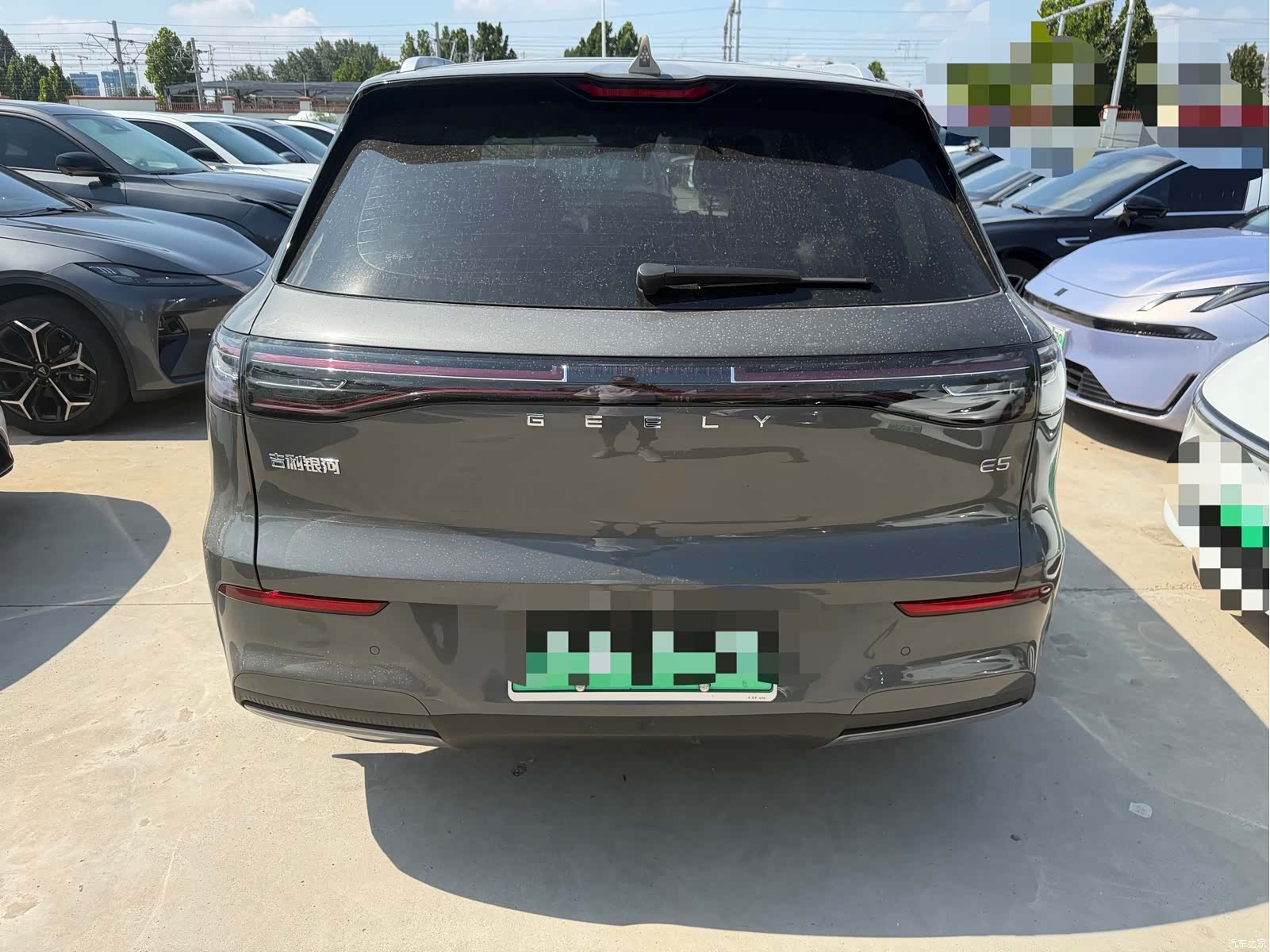 Geely Galaxy E5, 2025 13