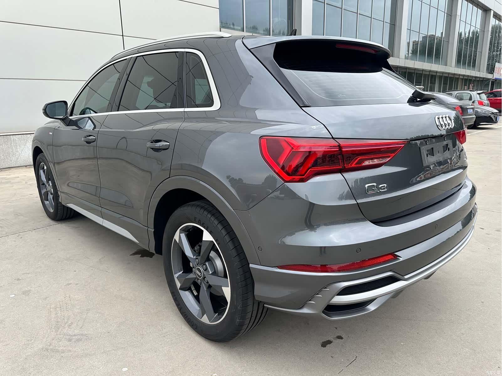 Audi Q3, 2022 14