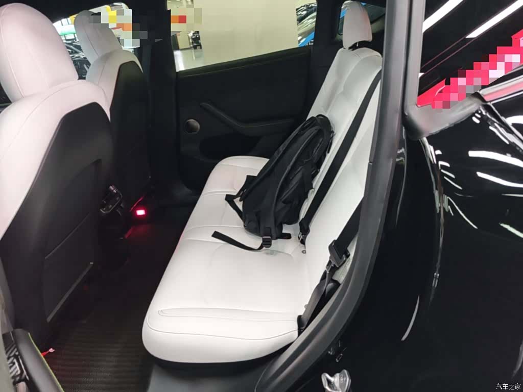 Tesla Model Y, 2021 17
