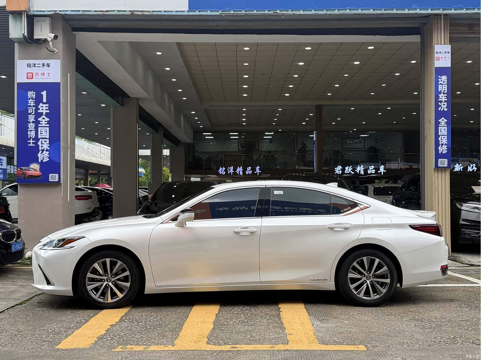 Lexus ES, 2019 15