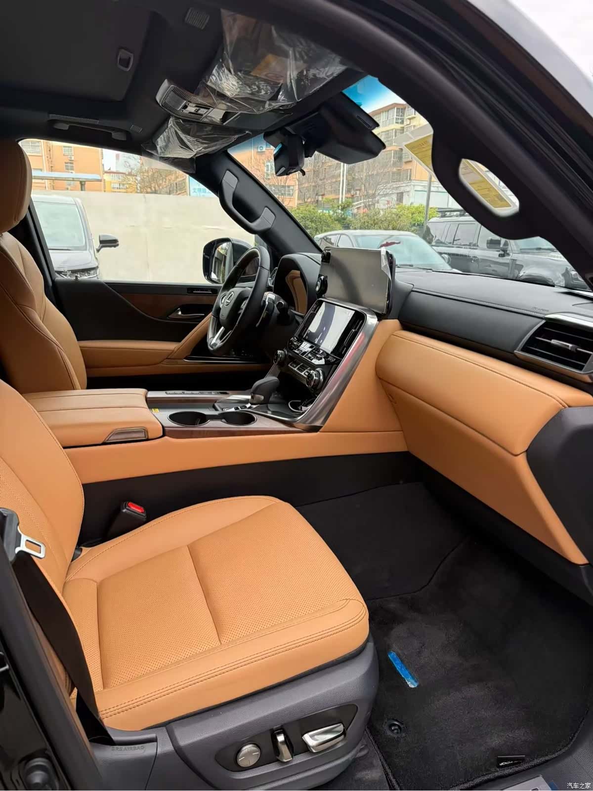 Lexus LX, 2026 все фото