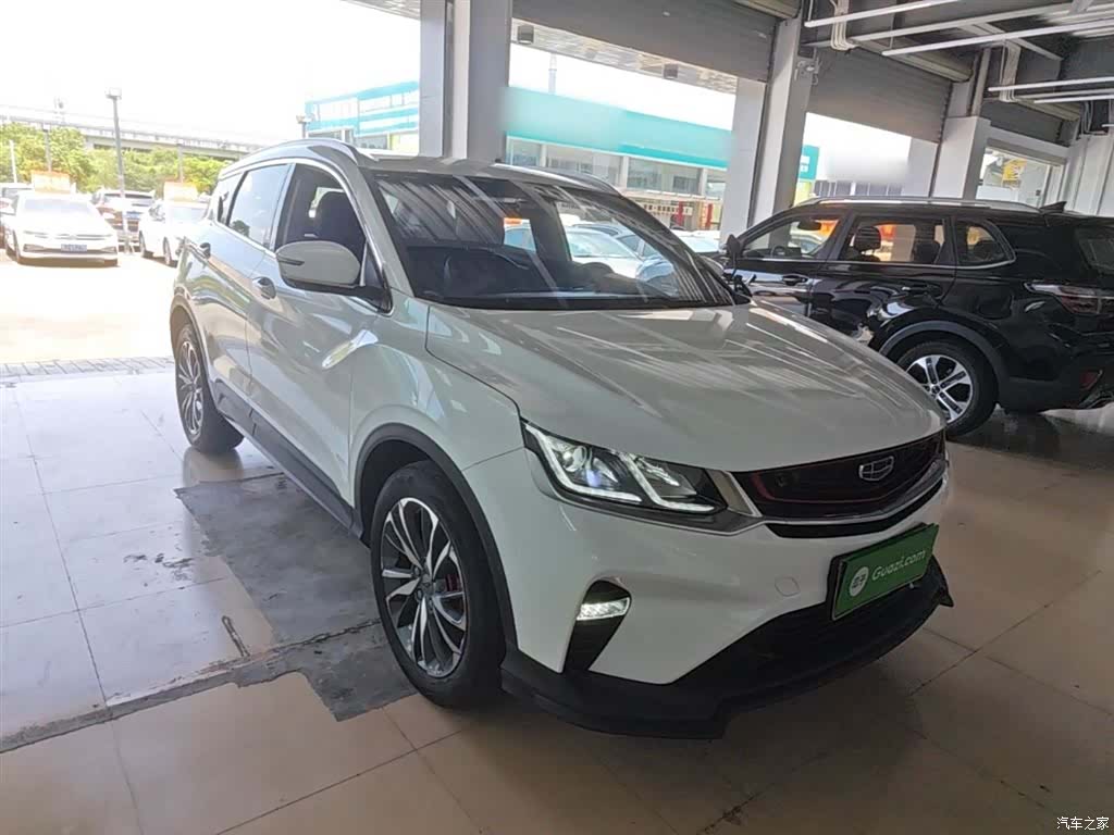 Geely Coolray, 2021 4