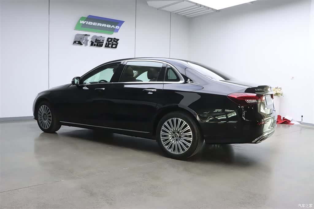 Mercedes-Benz E-Class, 2021 6