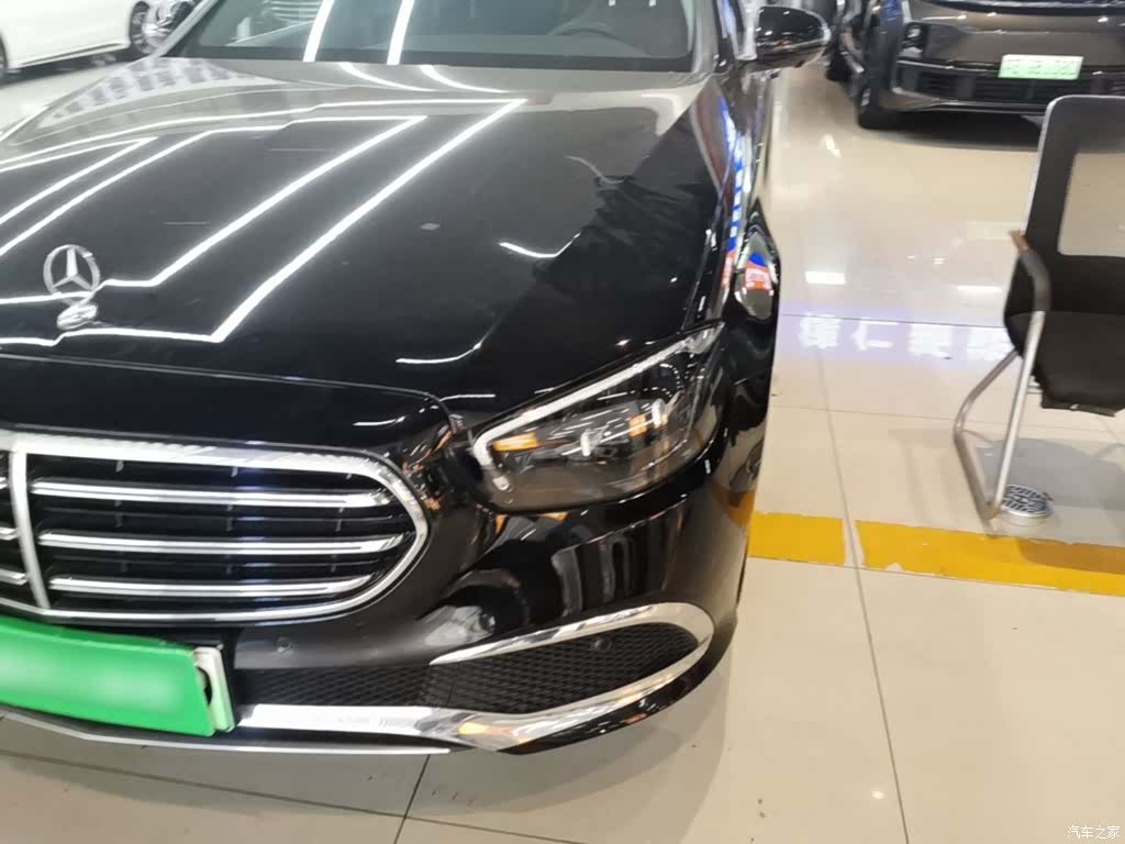 Mercedes-Benz E-Class, 2023 23