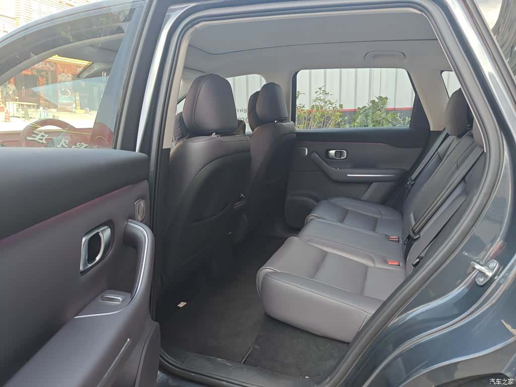 Leapmotor C10, 2024 18