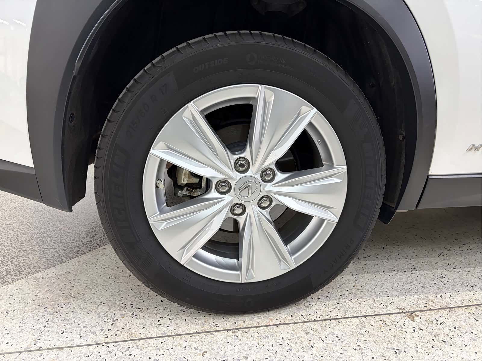 Lexus UX, 2022 18