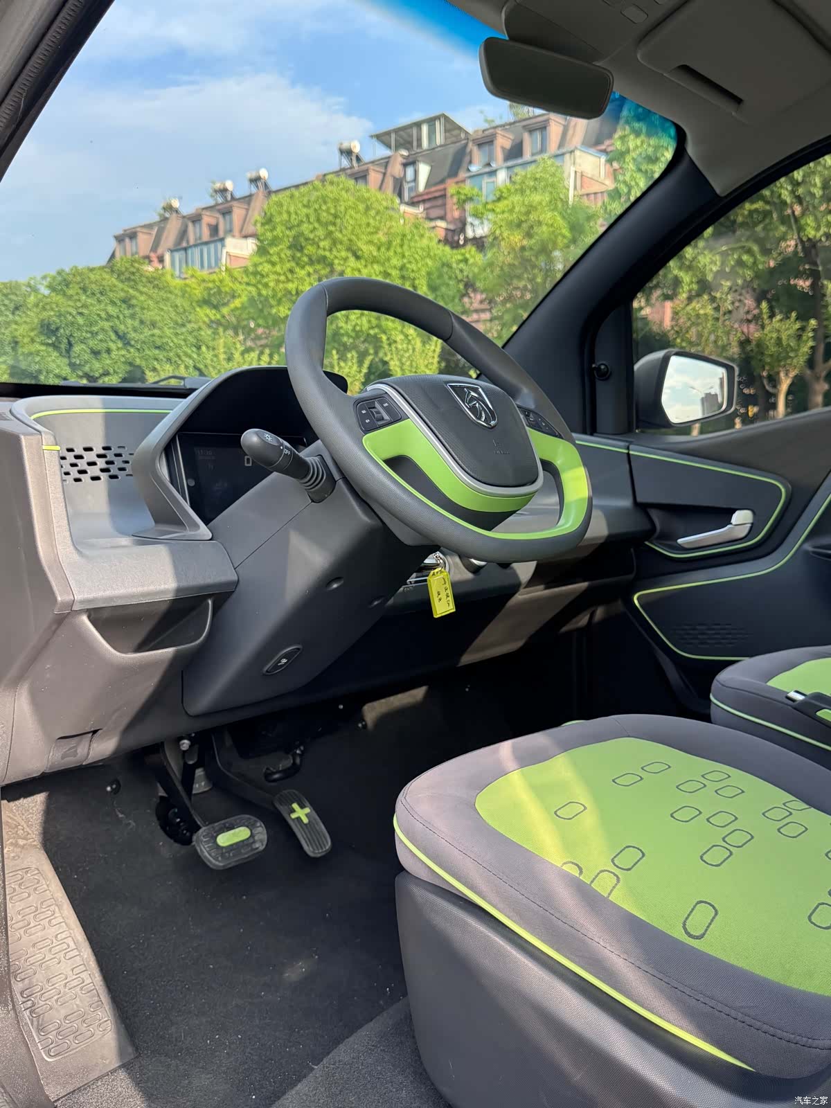Wuling E100, 2020 4