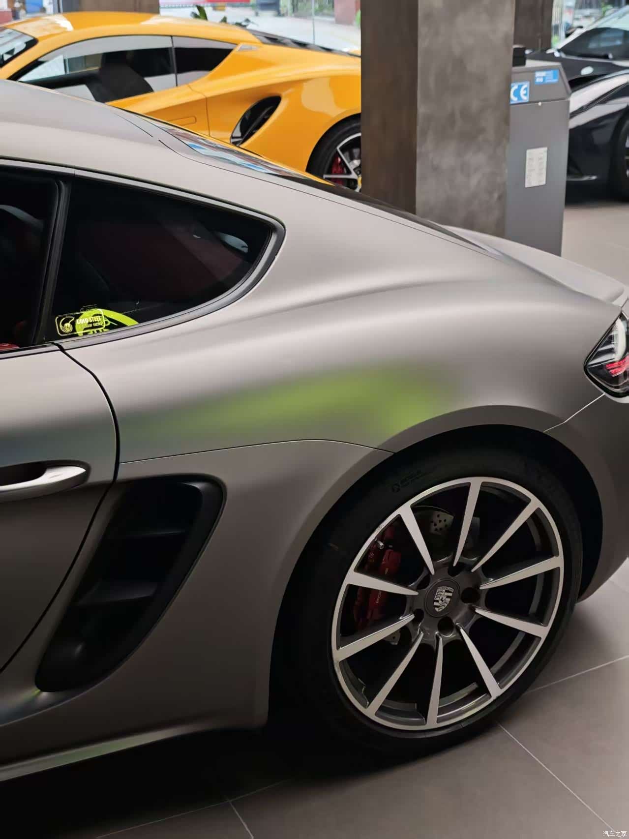 Porsche Cayman, 2021 4
