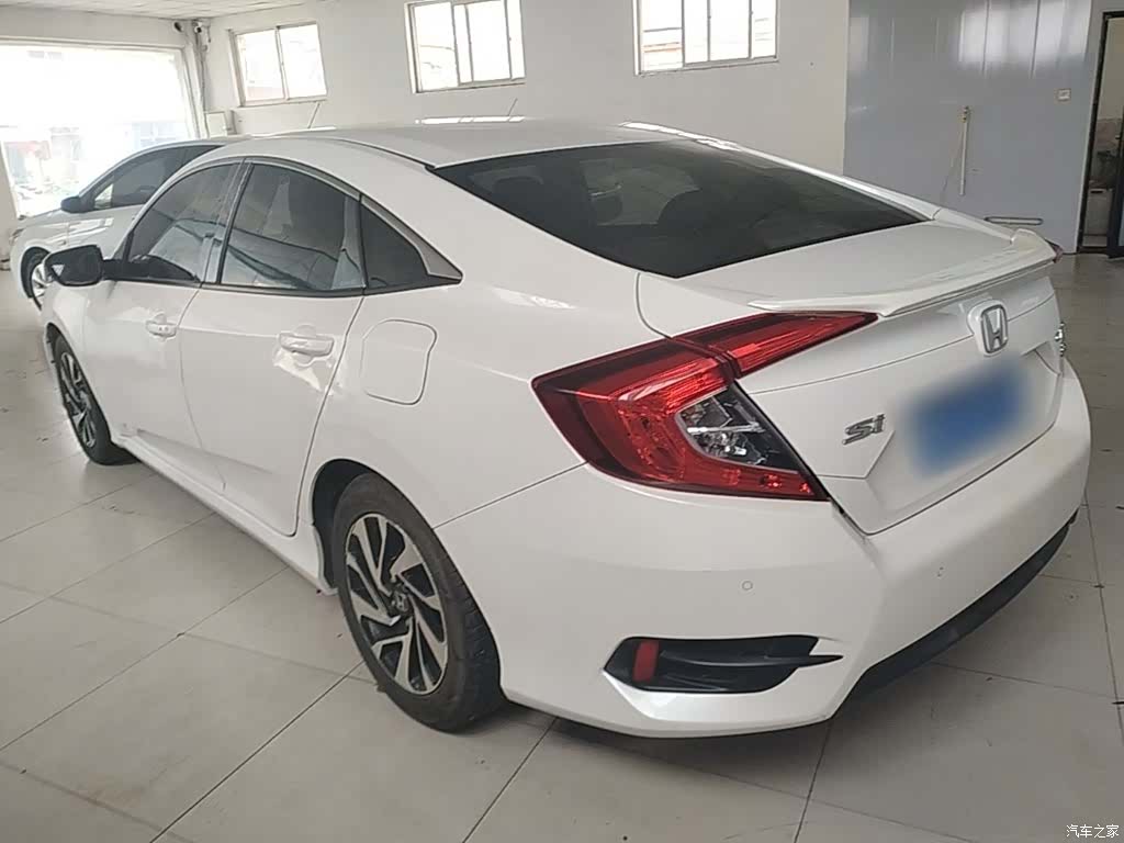 Honda Civic, 2018 все фото