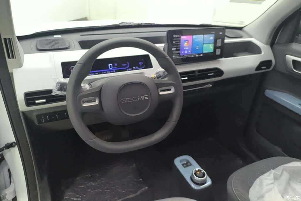 Geely Panda, 2025 12