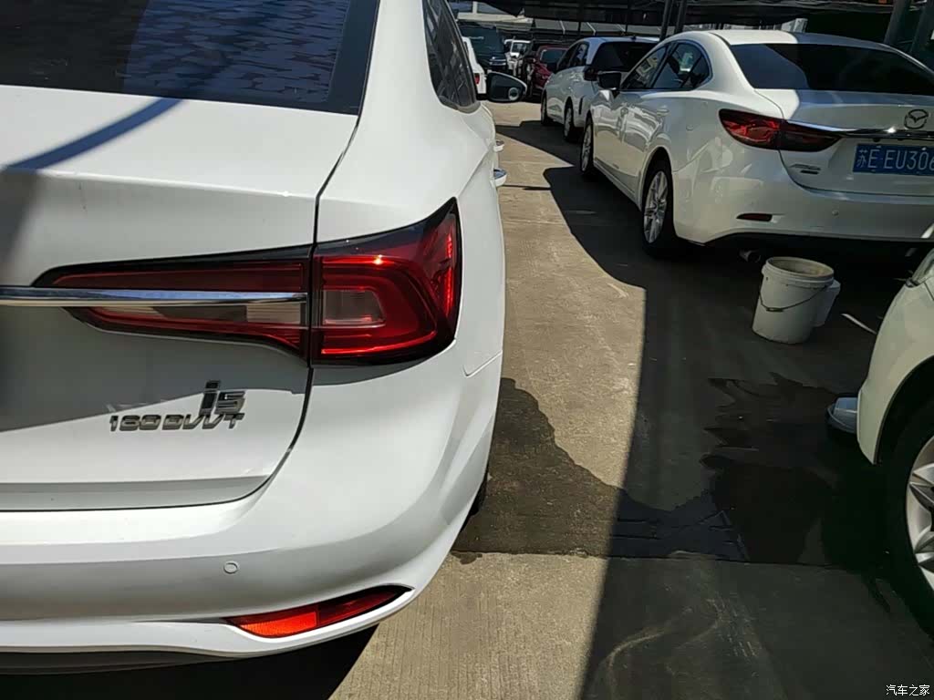 Roewe i5, 2021 8