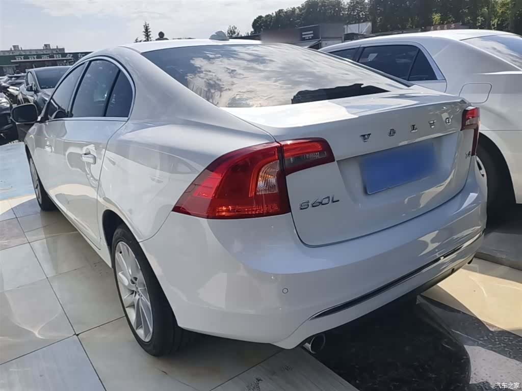 Volvo S60, 2016 все фото