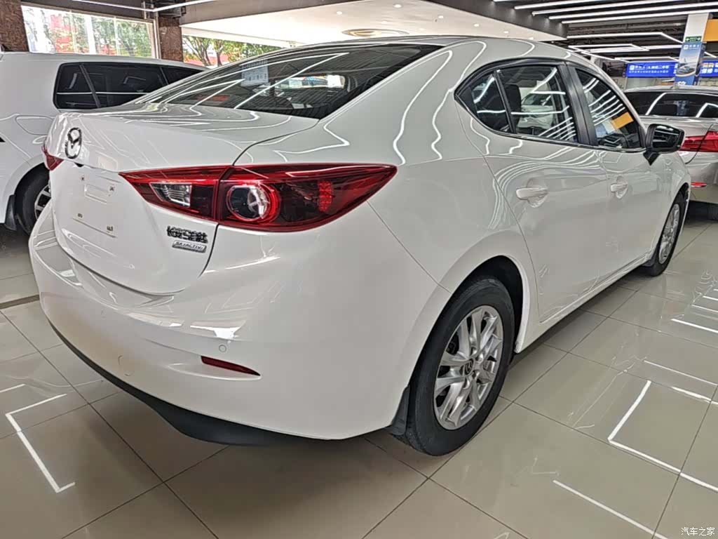 Mazda Mazda3, 2017 7