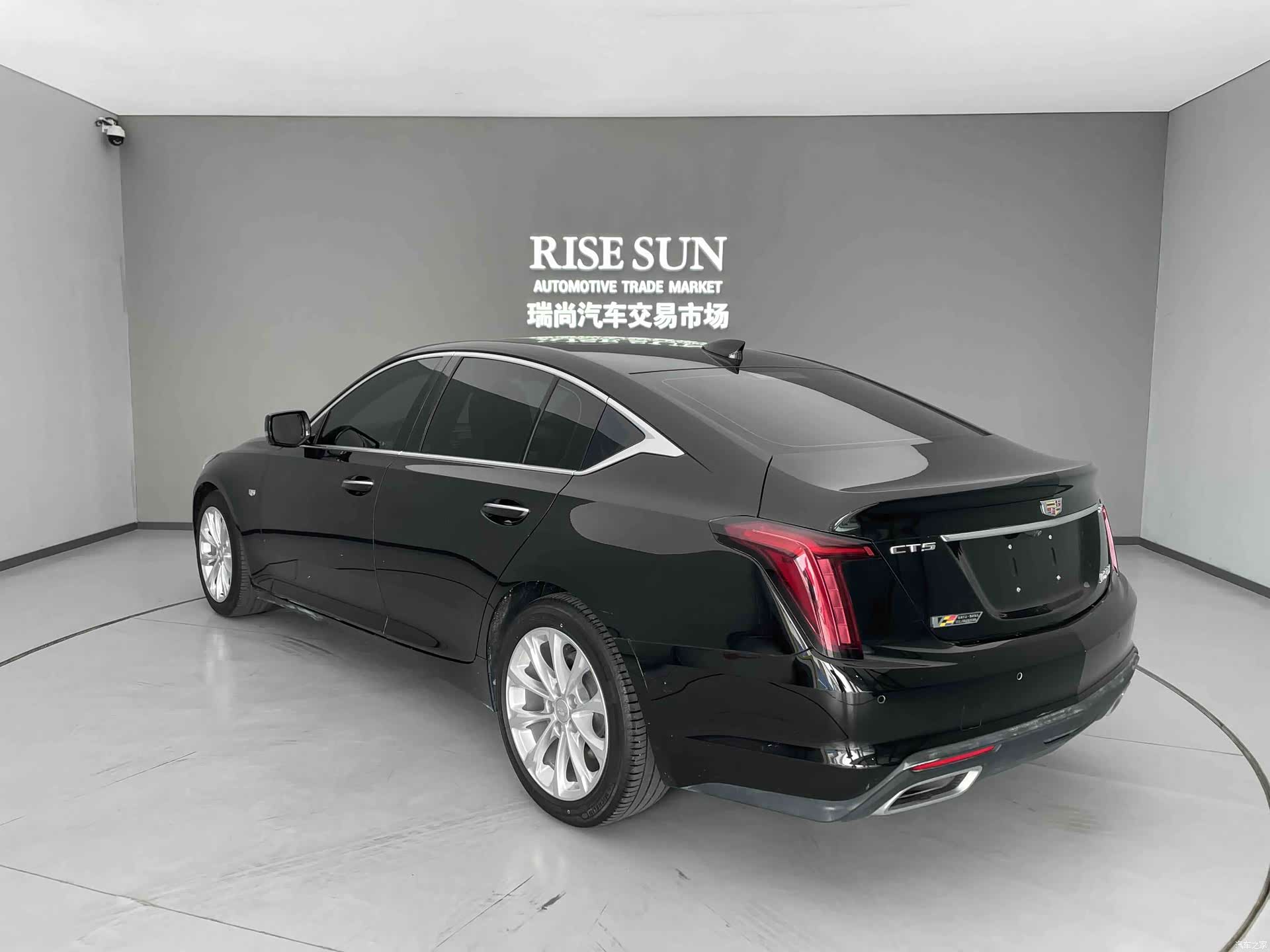Cadillac CT5, 2021 все фото
