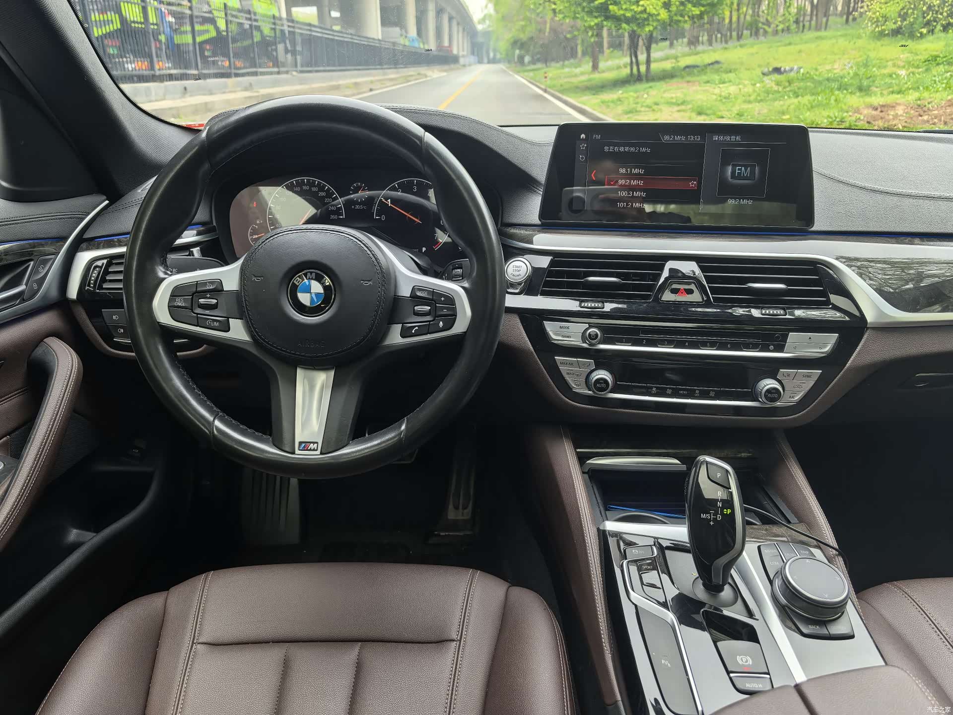 BMW 5 Series, 2019 11