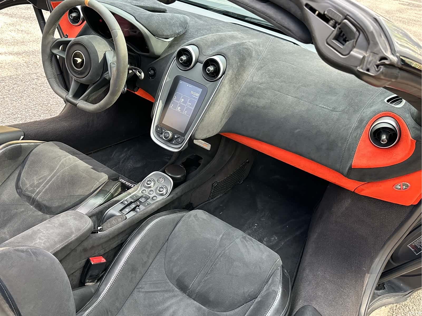 McLaren 600LT, 2020 10