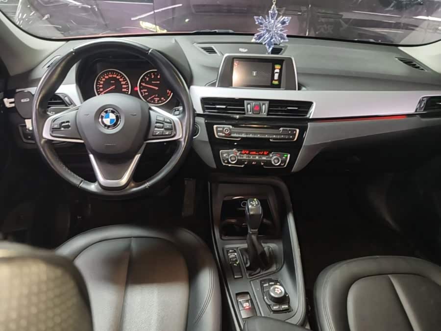 BMW X1 2017, фото 10